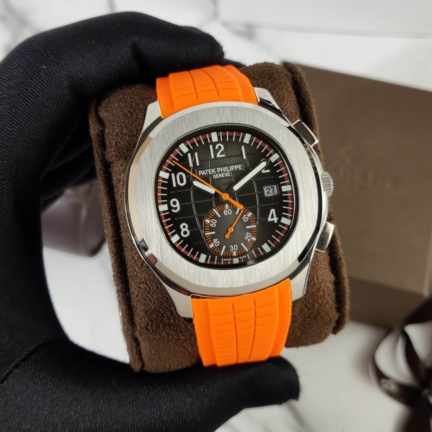 Patek-Philippe-Nautilus3.jpg
