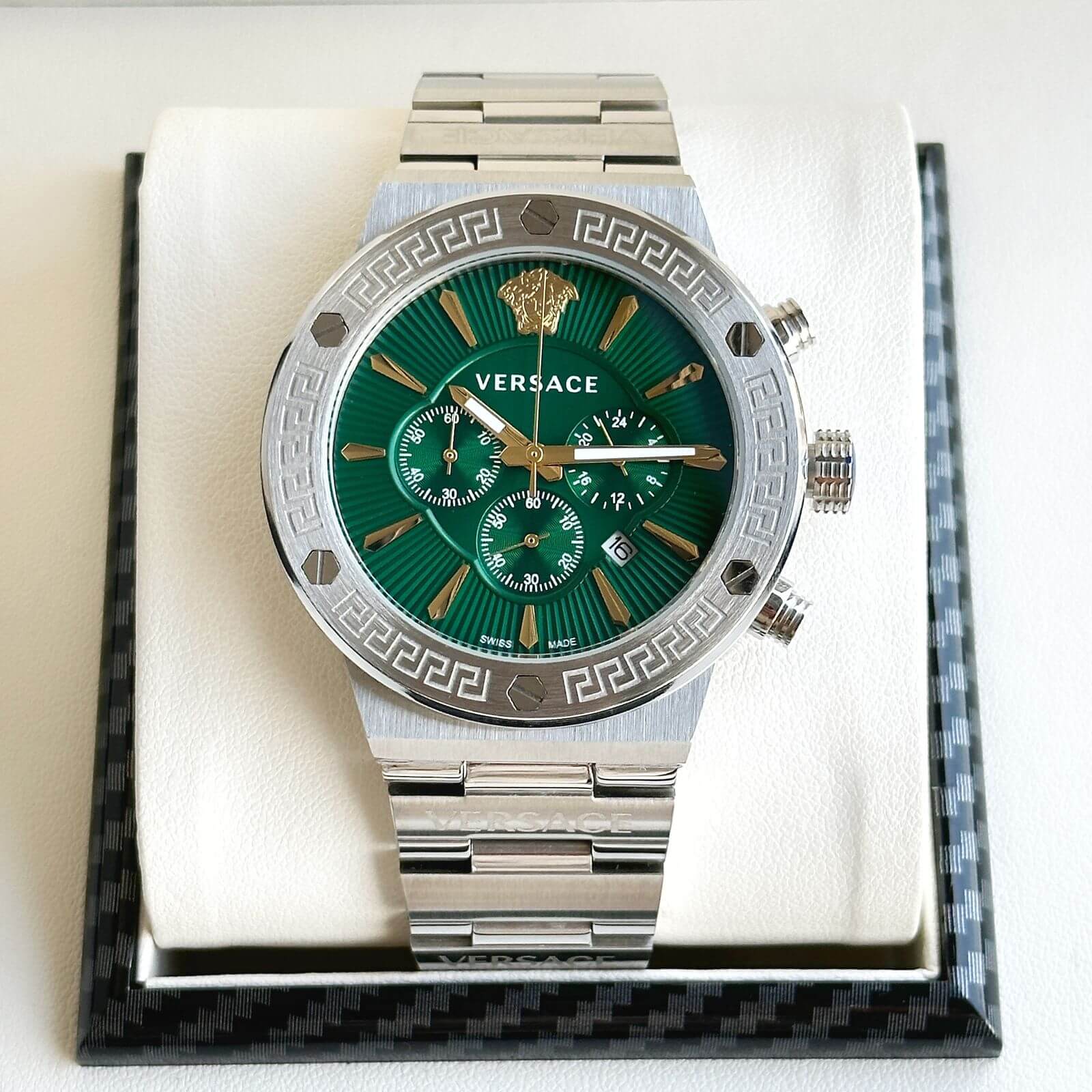 Versace-Premium-Watch-for-Men-1.jpeg